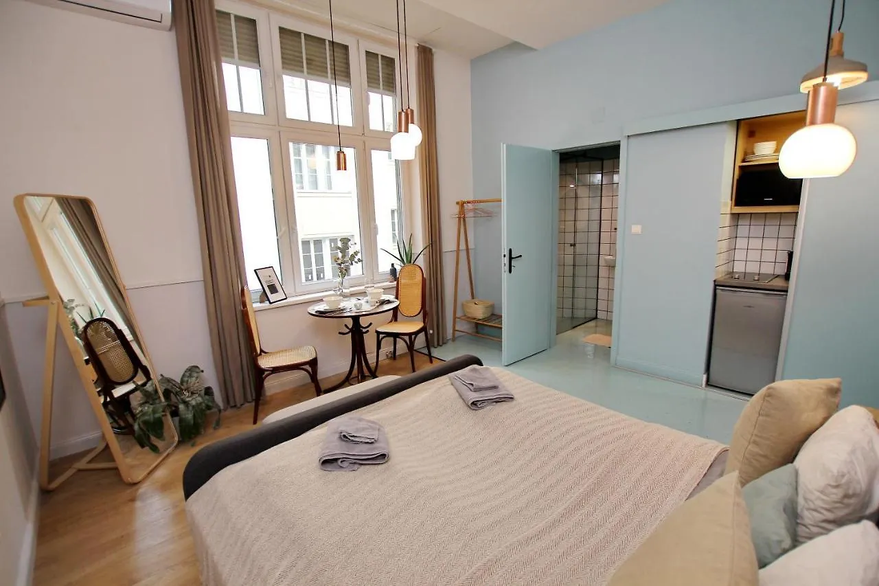 Gellerico Apartments Deak Square Budapest 0*,  Hungary
