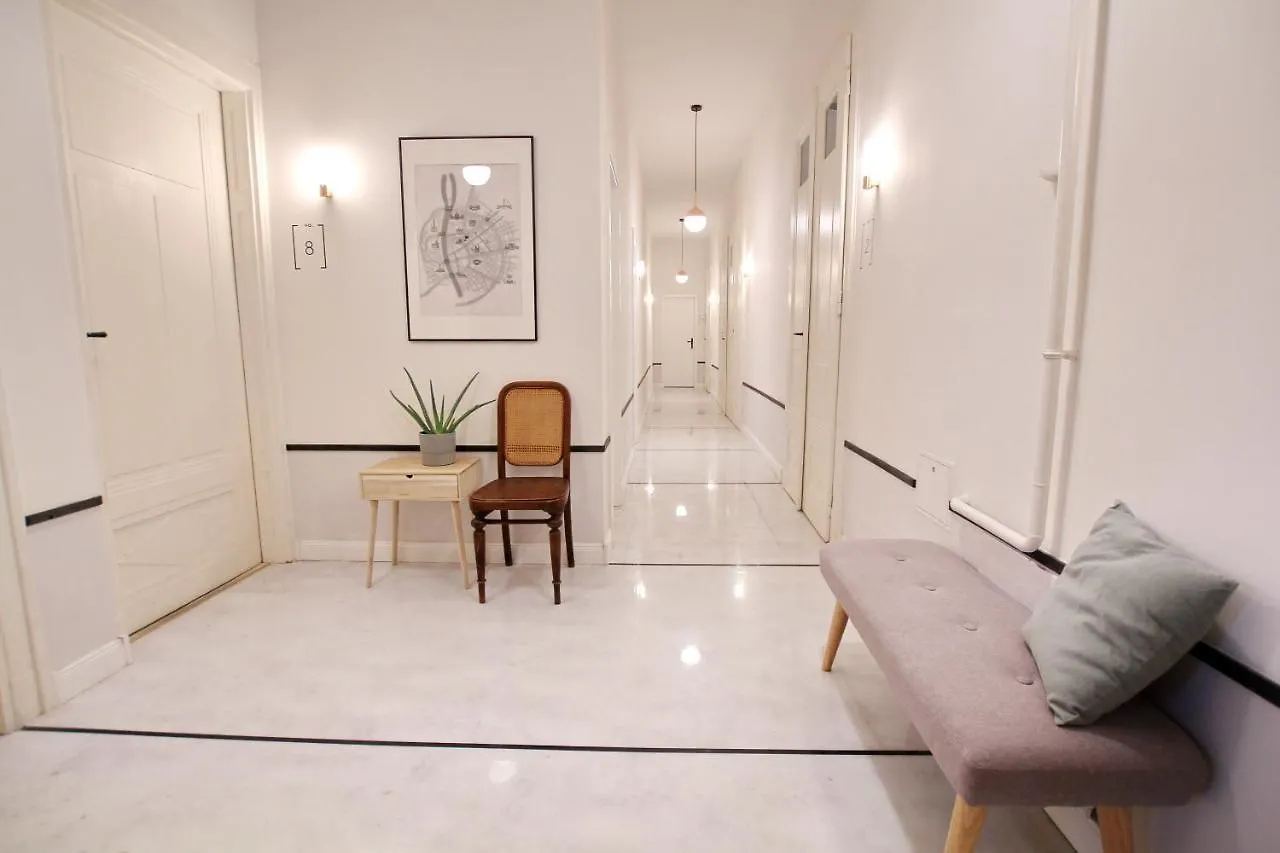 アパートホテル Gellerico Apartments Deak Square ブダペスト ハンガリー
